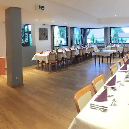 酒店 Limbacher Hof Landgasthof & Restaurant